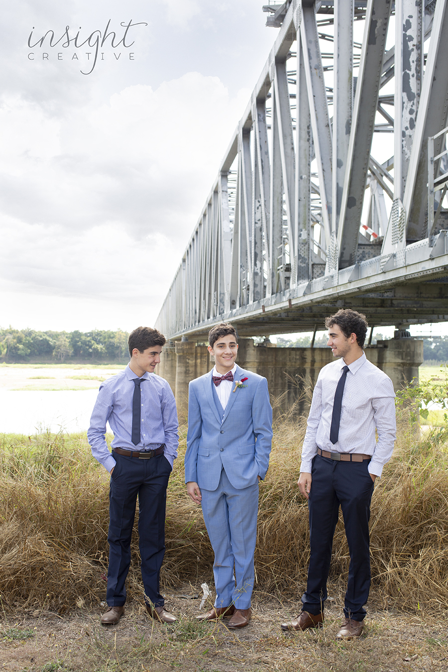 natural family photos shot by Townsville photographer Megan Marano from Insight Creative photography studio 