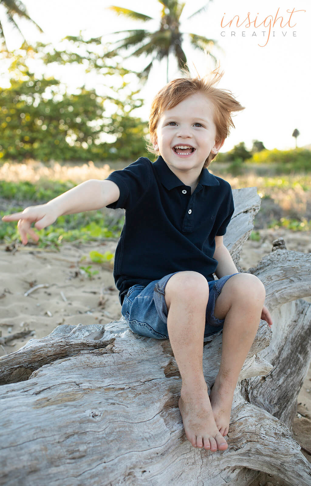 natural family photography by Townsville photographer Megan Marano of Insight Creative 