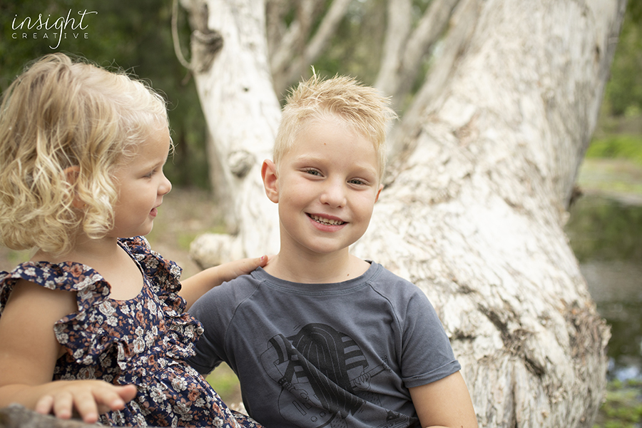 natural family photography by Townsville photographer Megan Marano of Insight Creative 