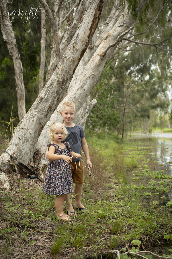 natural family photography by Townsville photographer Megan Marano of Insight Creative 