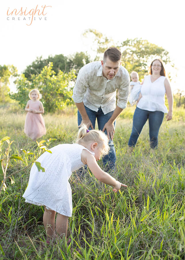 natural family photography by Townsville photographer Megan Marano of Insight Creative 