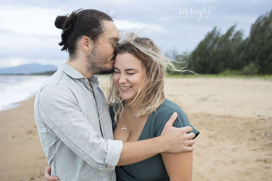 natural family photos shot by townsville photographer Megan Marano from Insight Creative photography studio 