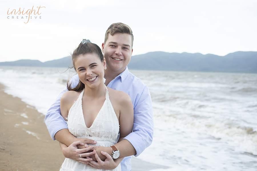 natural family photos shot by townsville photographer Megan Marano from Insight Creative photography studio 